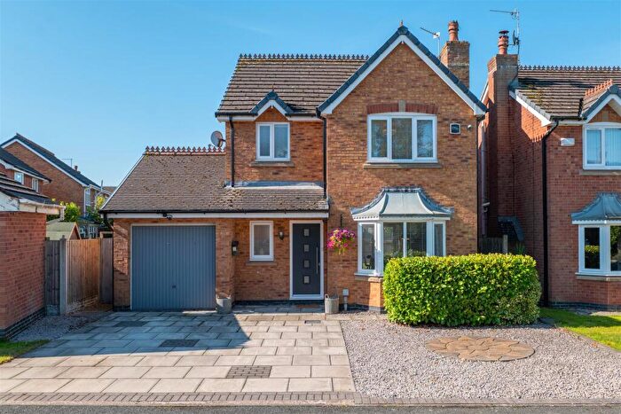 3 Bedroom Detached House For Sale In Foxglove Close, Hesketh Bank, Preston, PR4