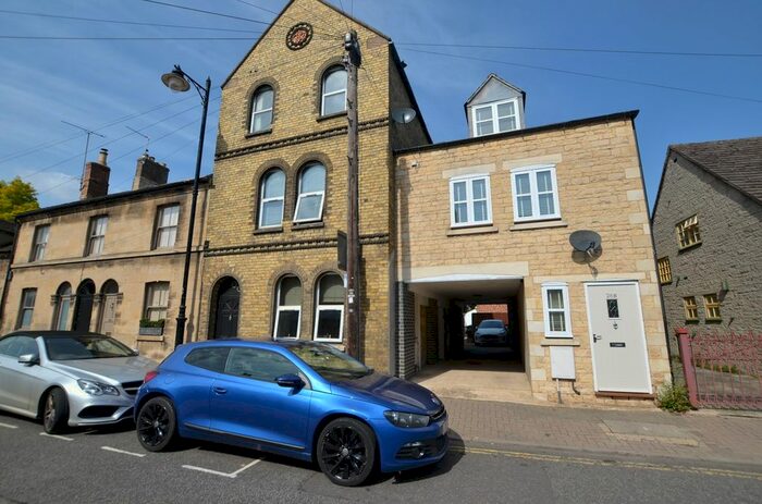 Studio To Rent In St Leonards Street, Stamford, PE9
