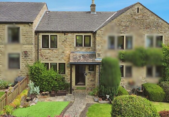 3 Bedroom Terraced House For Sale In Skipton Road, Cononley, BD20