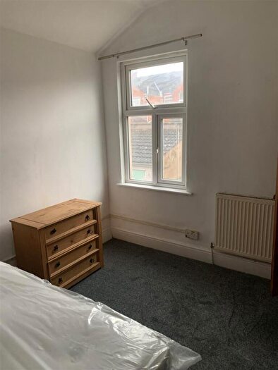 1 Bedroom Terraced House To Rent In Kimberley Road, Town Centre, Rugby, CV21