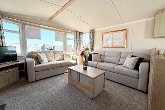 2 Bedroom Caravan For Sale In Swift Provence, Solent Breezes Holiday Park, Warsash, Southampton, Hampshire, SO31