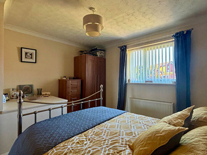 2 Bedroom End Of Terrace House For Sale In Capel Drive, Felixstowe, IP11