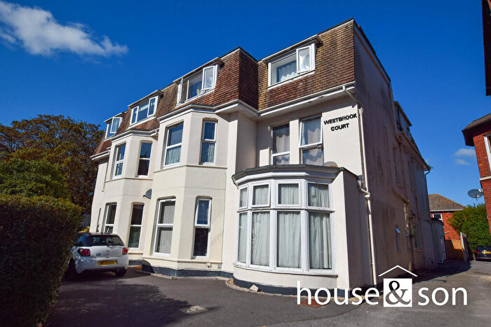 1 Bedroom Apartment For Sale In Westbrook Court, Christchurch Road, Boscombe, BH1