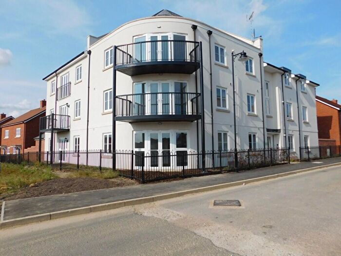 2 Bedroom Flat To Rent In Watson Lane, Berewood, PO7