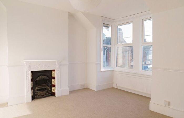 2 Bedroom Flat To Rent In Danesmead Terrace, Margate, Kent, CT9