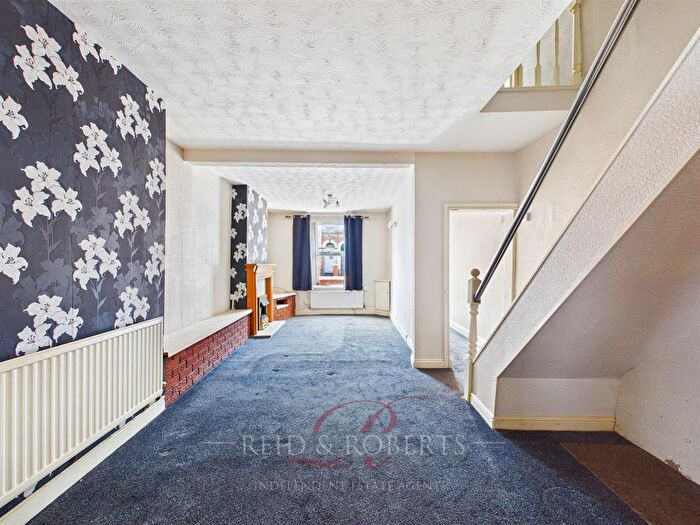 2 Bedroom Terraced House For Sale In Albert Street, Wrexham, LL13 - Photo 3