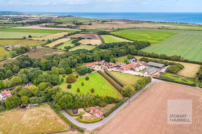 4 Bedroom Detached House For Sale In Corner Cottage, Heath Road, Hempstead, Norfolk, NR12