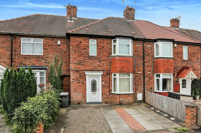 2 Bedroom Property To Rent In Fawkes Drive, Acomb, York, YO26