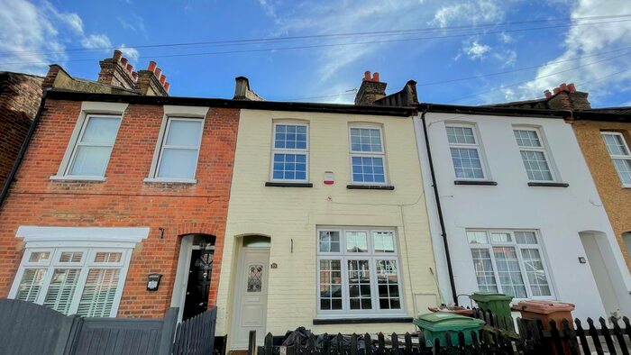 2 Bedroom Terraced House To Rent In St Andrews Road, Carshalton, Surrey SM5