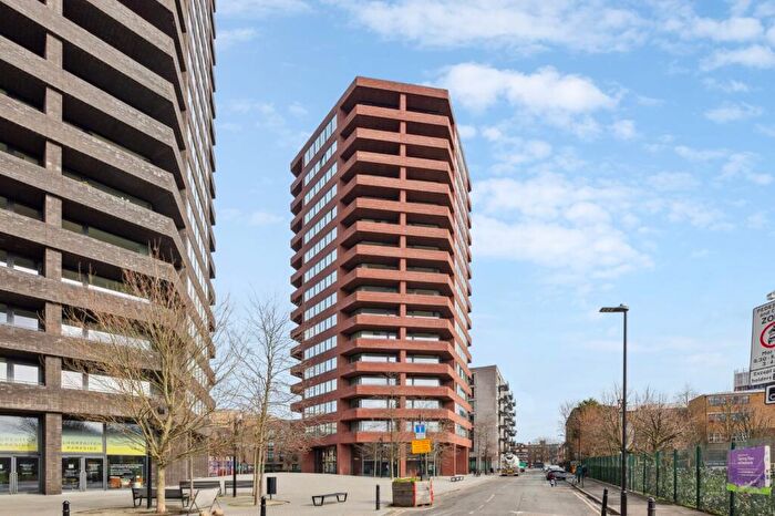 2 Bedroom Flat For Sale In Duo Tower, Penn Street, N1