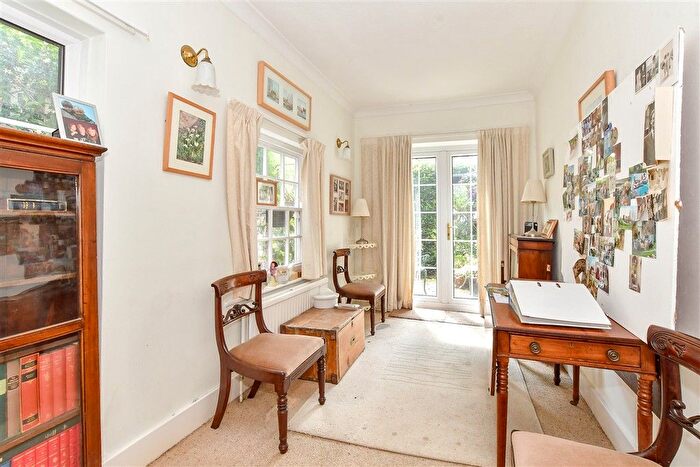 3 Bedroom Terraced House For Sale In Franklin Place, Chichester, West Sussex, PO19