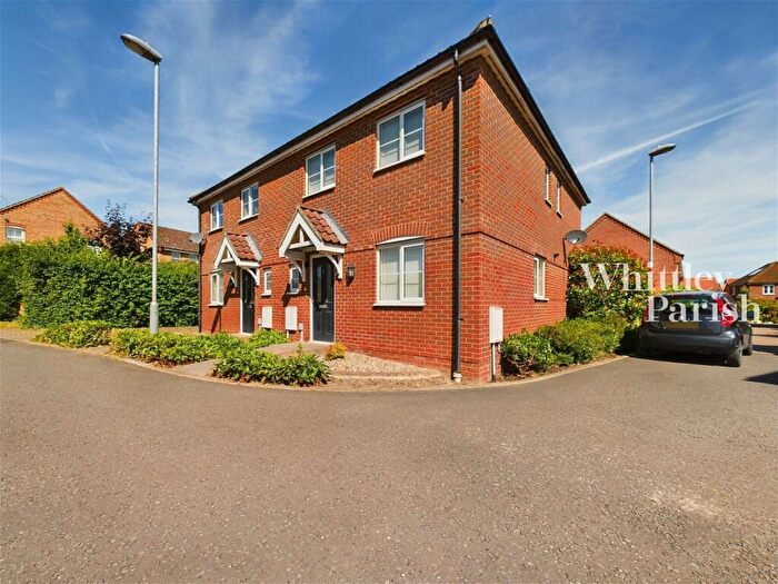 3 Bedroom Semi-Detached House For Sale In Windsor Court, Diss, IP22