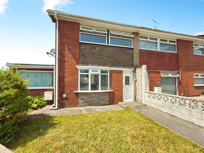 3 Bedroom Semi Detached House For Sale In Heol Y Twyn, Pontlliw, Swansea, SA4