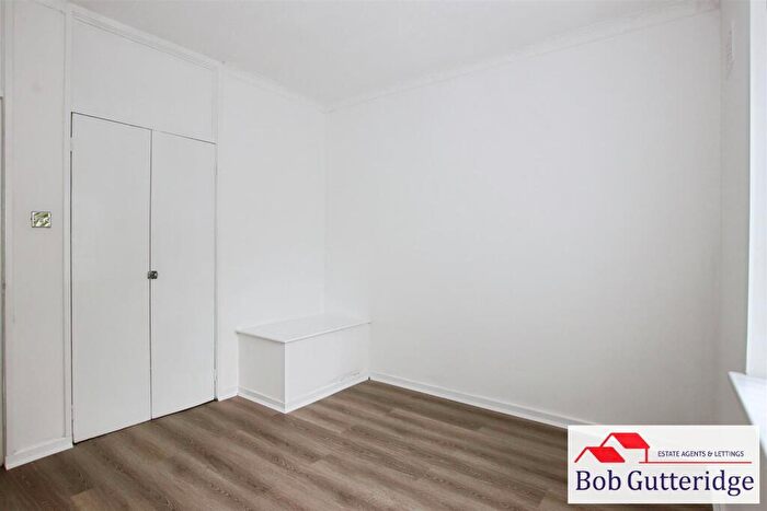 2 Bedroom Apartment To Rent In Hanbridge Avenue, Bradwell, Newcastle, ST5