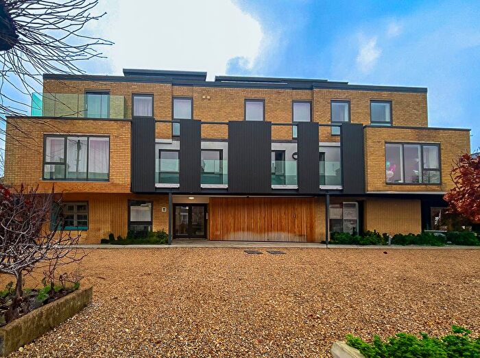1 Bedroom Flat To Rent In Whichcote House, Springfield Road, Cambridge, CB4