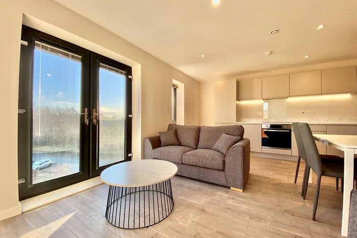 2 Bedroom Apartment To Rent In Green Quarter, Cross Green Lane, LS9