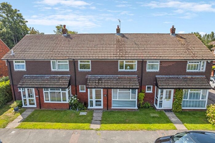 4 Bedroom Terraced House For Sale In Louches Lane, Naphill, HP14