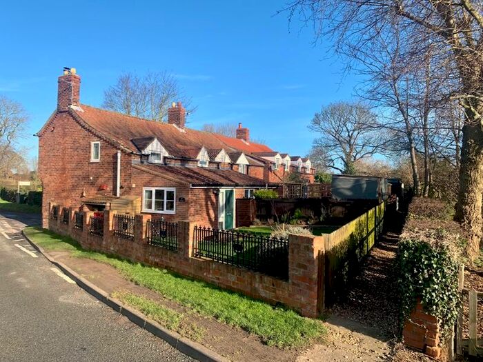 2 Bedroom Cottage For Sale In Grange Lane, Covenham St. Bartholomew, Louth, LN11