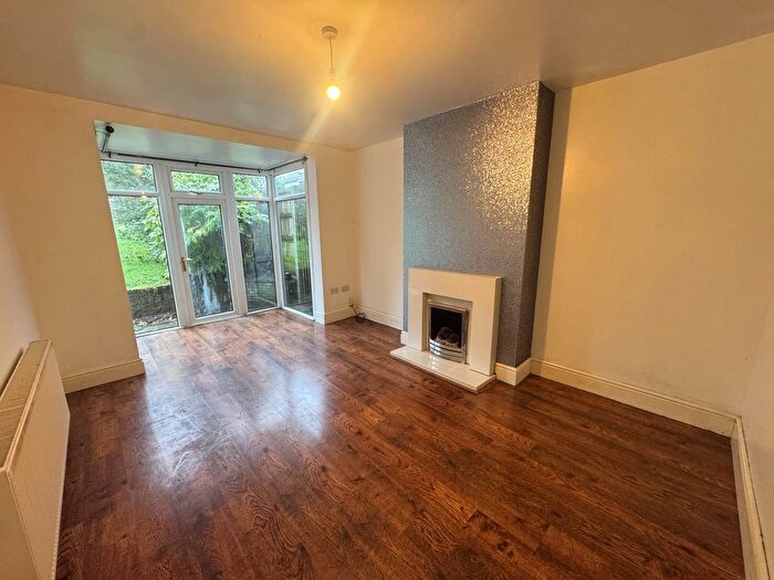 3 Bedroom Property To Rent In Gervase Drive, Dudley, DY1