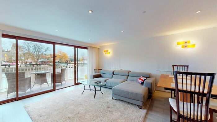 4 Bedroom Flat To Rent In Brocas Street, SL4