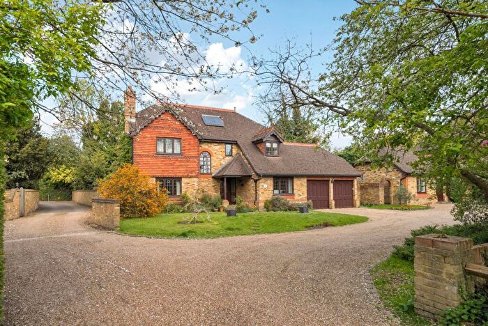 5 Bedroom Detached House For Sale In Lower Green Road, Esher, KT10