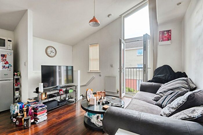 1 Bedroom Flat For Sale In Merlin Way, Birmingham, B35