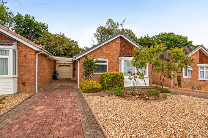 2 Bedroom Bungalow For Sale In Beverley, Toothill, Swindon, SN5