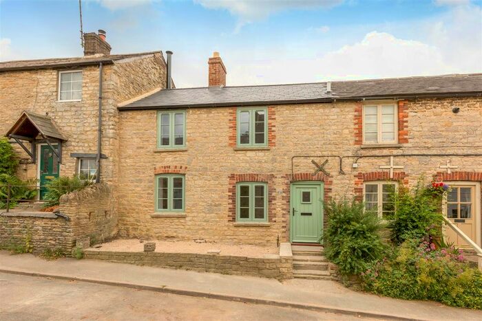 3 Bedroom Cottage For Sale In Freehold Street, Lower Heyford, Bicester, OX25