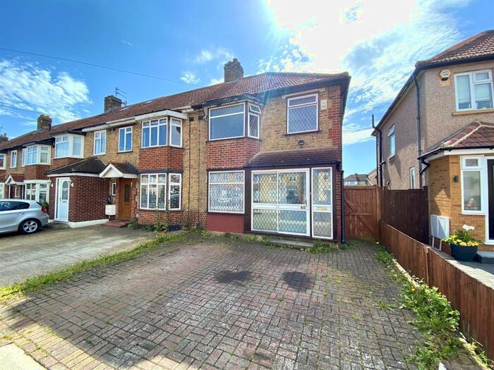 3 Bedroom End Of Terrace House To Rent In Berkeley Road, Hillingdon, Middlesex, UB10