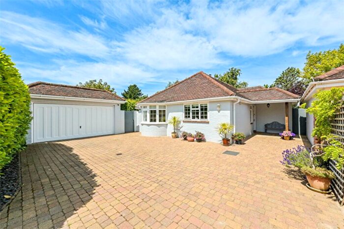 3 Bedroom Bungalow For Sale In Martins Lane, Birdham, Chichester, West Sussex, PO20