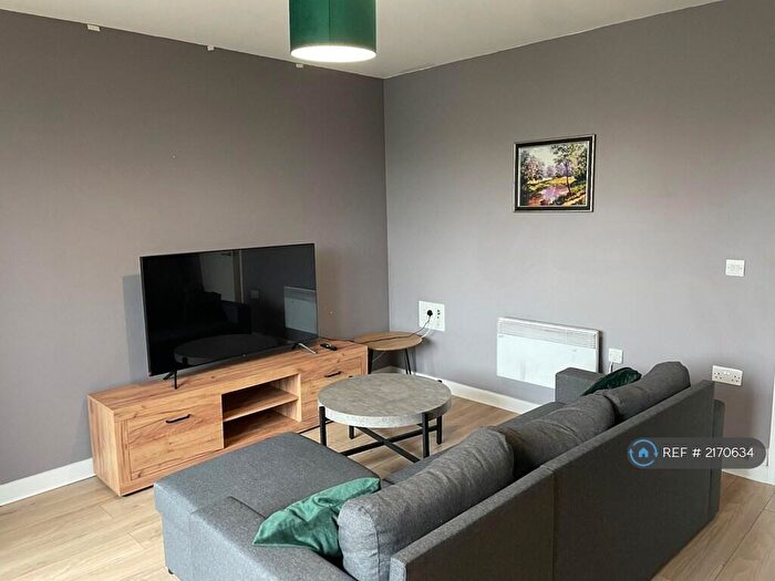 2 Bedroom Flat To Rent In Tabley Street, Liverpool, L1