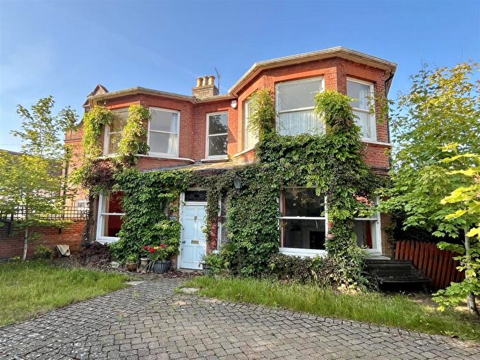 4 Bedroom Detached House For Sale In Victoria Road, Diss, IP22