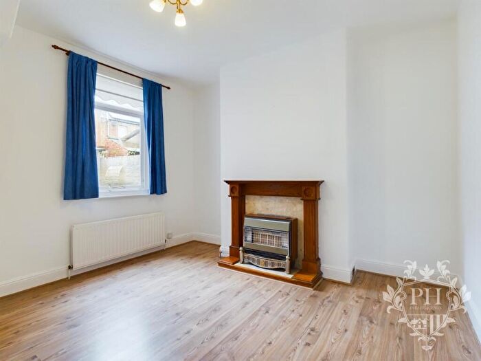 2 Bedroom Terraced House To Rent In Thornton Street, Darlington, DL3