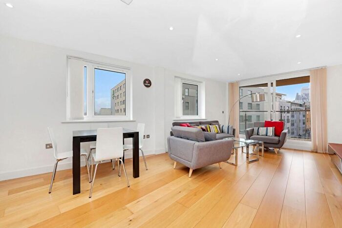 2 Bedroom Apartment To Rent In Cavell Street, London, E1