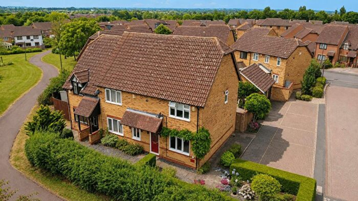 3 Bedroom End Of Terrace House For Sale In Mithras Gardens, Wavendon Gate, Milton Keynes, MK7