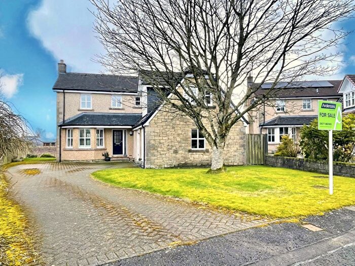 5 Bedroom Detached House For Sale In Croft Wynd, Milnathort, KY13