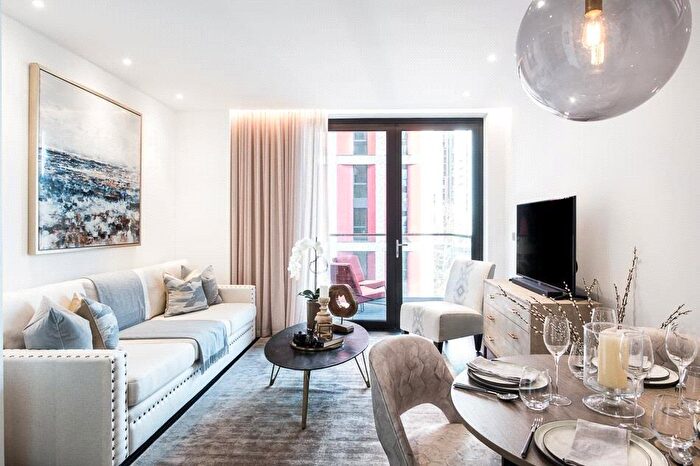 1 Bedroom Apartment To Rent In The Residence, Charles Clowes Walk, Nine Elms, London, SW11