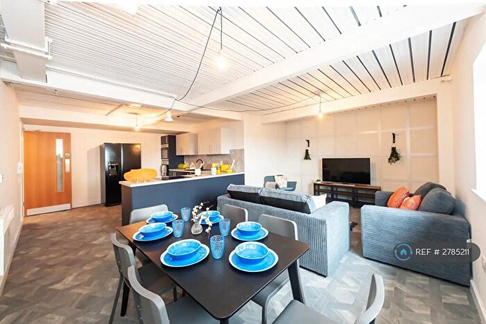 5 Bedroom Flat To Rent In Church Street, Ormskirk, L39