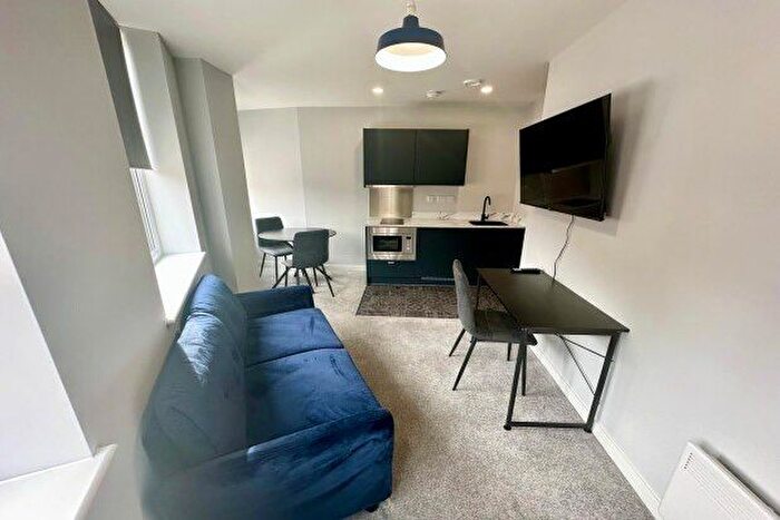 Studio To Rent In Silver Street, Wakefield, WF1