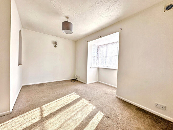 1 Bedroom Flat To Rent In Cooper Close, Greenhithe, DA9