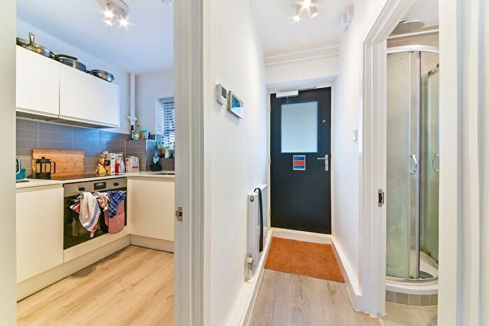 1 Bedroom Flat To Rent In Union Street, London, SE1