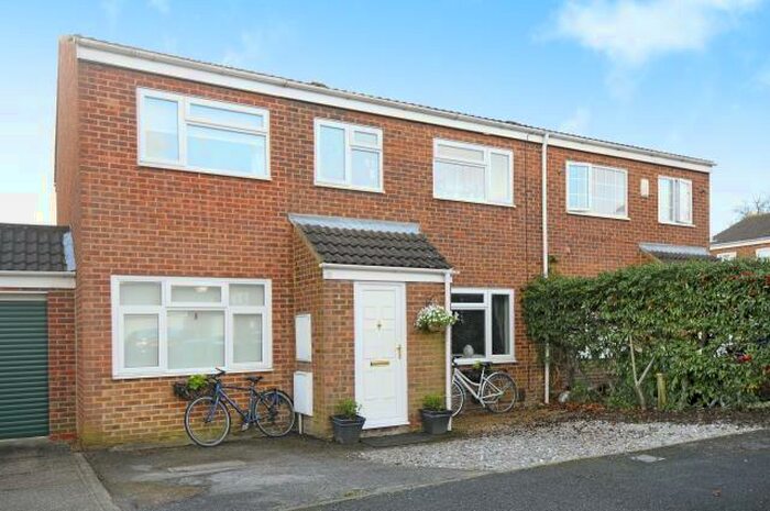 6 Bedroom Semi-Detached House To Rent In Oxford, Hmo Ready Sharers, OX4