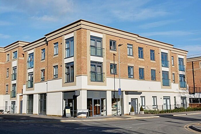 1 Bedroom Apartment To Rent In Claud Hamilton Way, Hertford, SG14