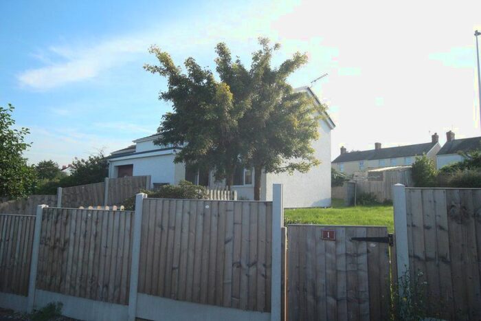 3 Bedroom Property To Rent In Maes Afallen, Bow Street, SY24