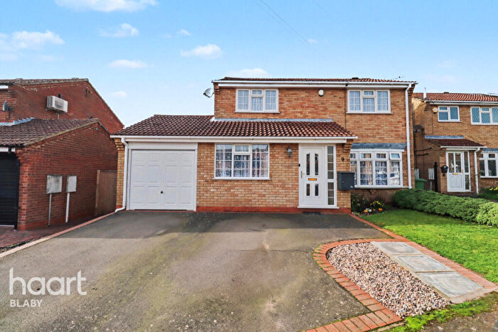 4 Bedroom Detached House For Sale In Eagle Close, Leicester, LE9