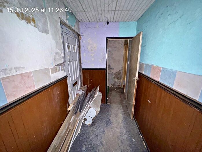 3 Bedroom Terraced House For Sale In Tichborne Road, Bradford, West Yorkshire, BD5