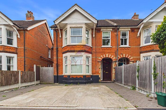 3 Bedroom Maisonette To Rent In Trnity Road, Chelmsford, CM2