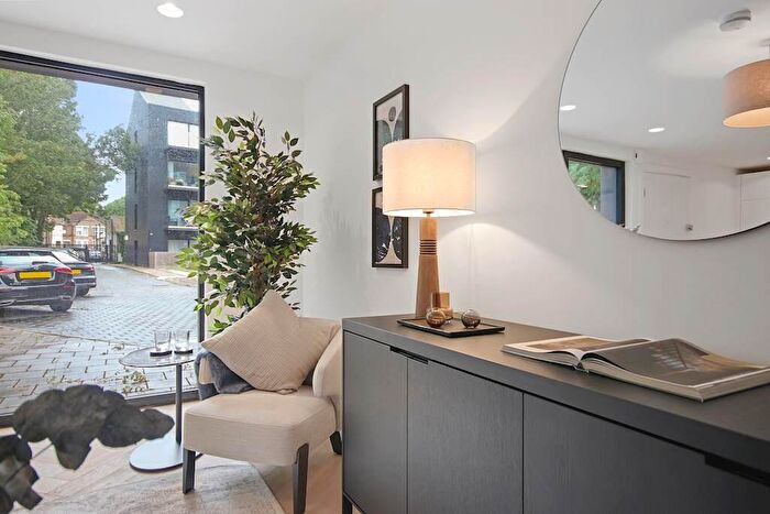 1 Bedroom Flat To Rent In Bell Foundry Close, Croydon, London, CR0