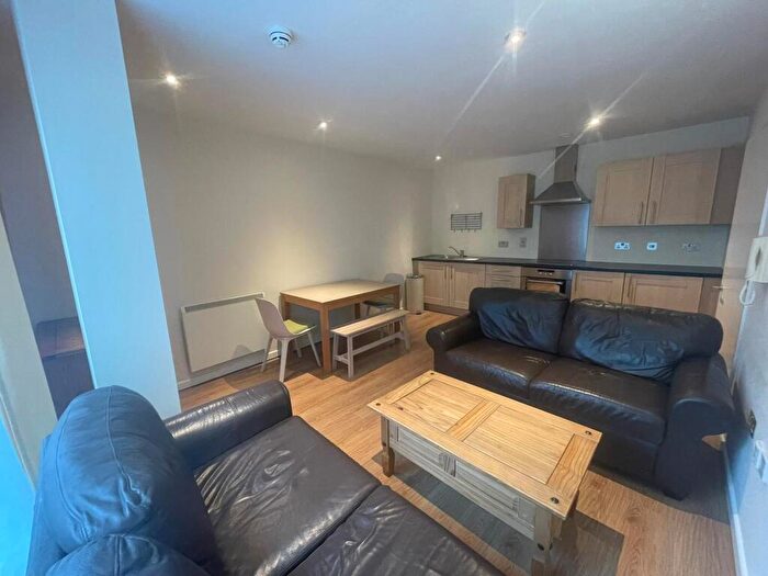 1 Bedroom Flat To Rent In West Street, Sheffield, South Yorkshire, S1
