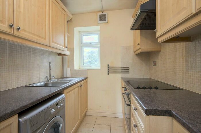 1 Bedroom Flat To Rent In Harley Court, Blake Hall Road, Wanstead, London, E11